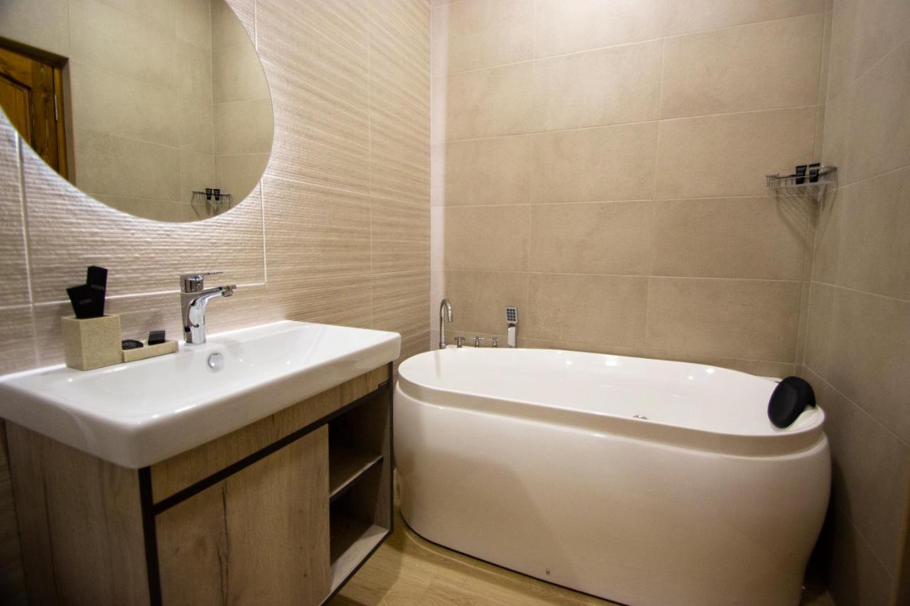 Kuma Hotel Gyumri Luaran gambar