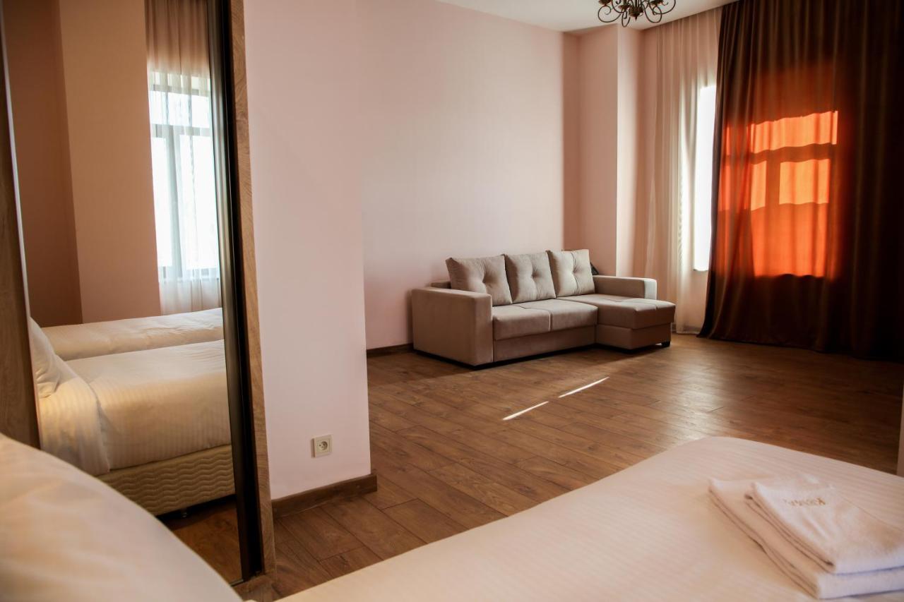 Kuma Hotel Gyumri Luaran gambar
