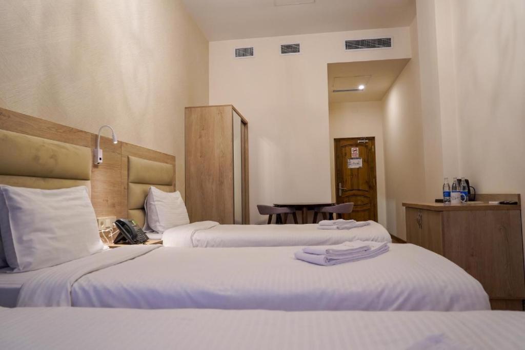 Kuma Hotel Gyumri Luaran gambar